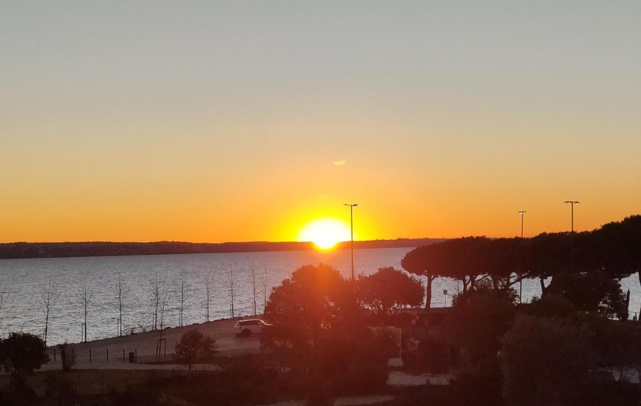 Sirmione Sunrise Lake View Appartamento Esterno foto